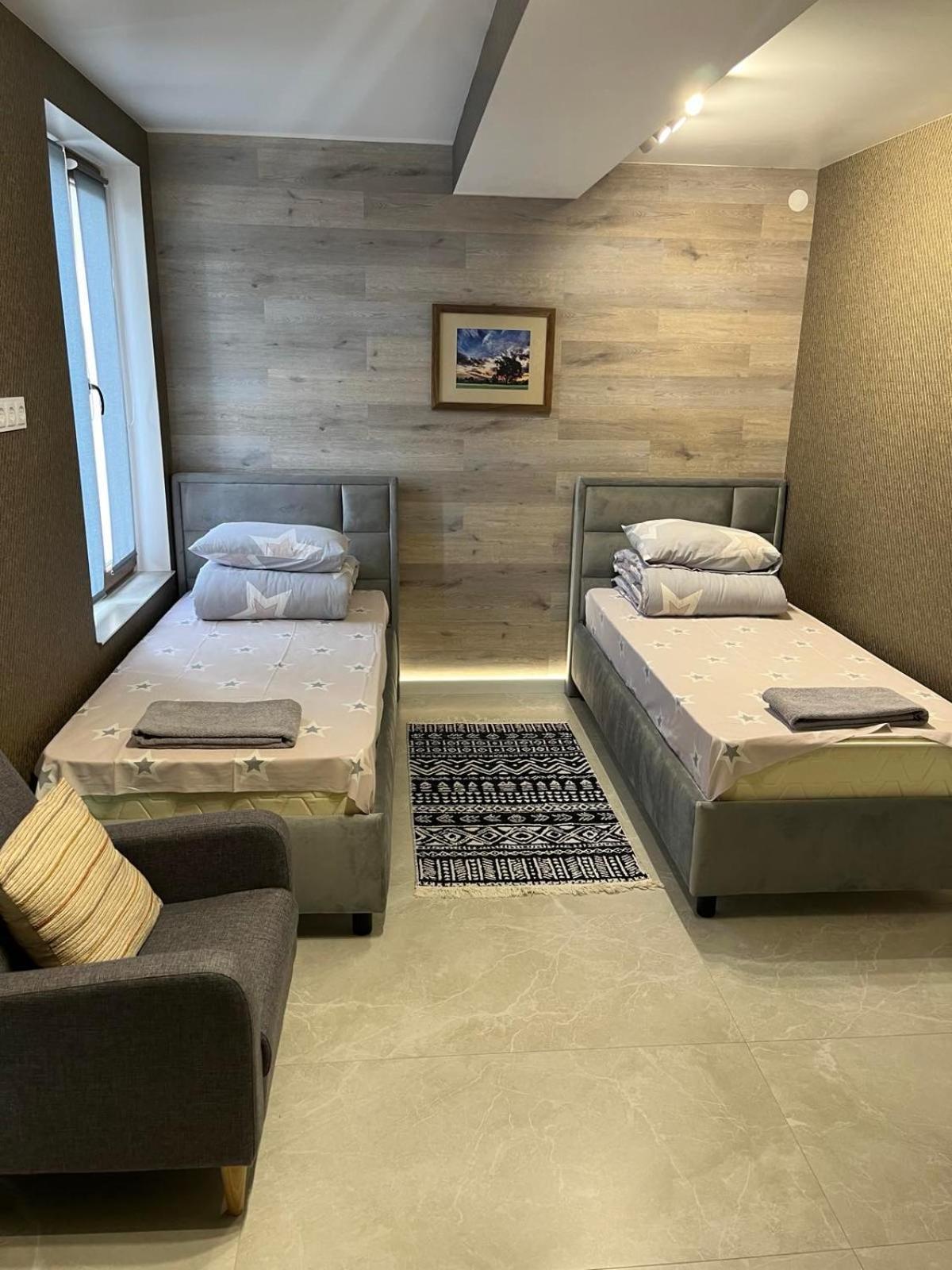 77/5 Hotel Chişinǎu Buitenkant foto
