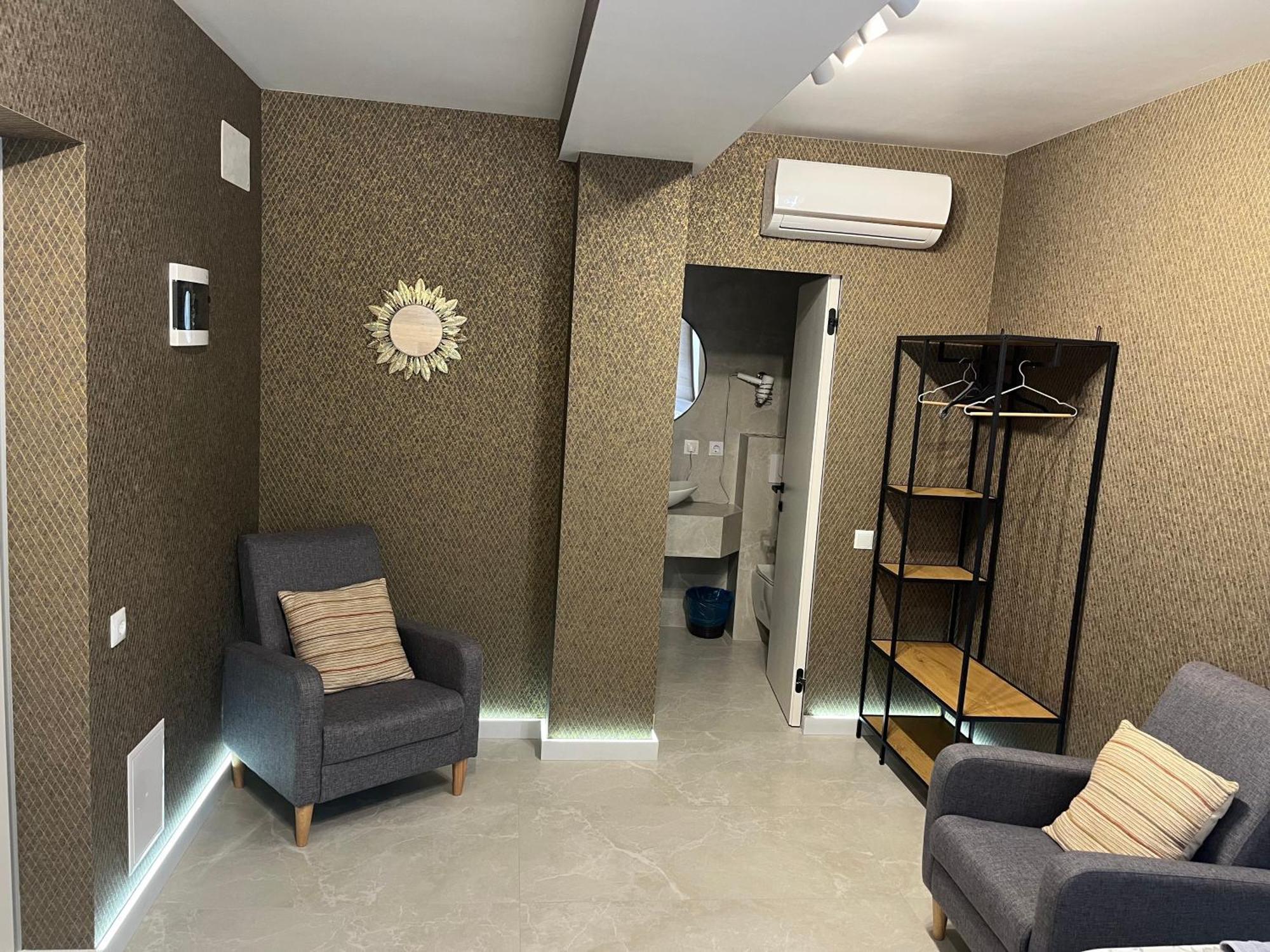 77/5 Hotel Chişinǎu Buitenkant foto