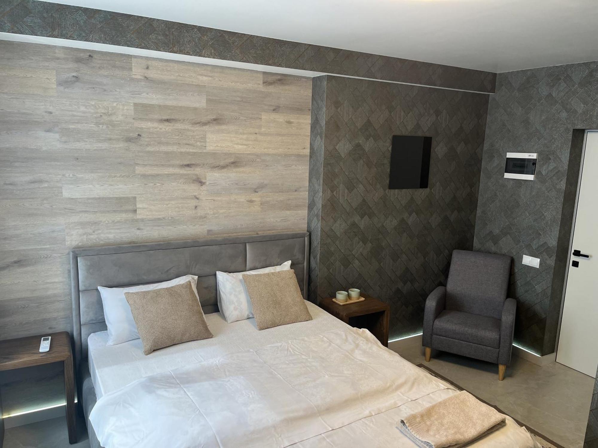 77/5 Hotel Chişinǎu Buitenkant foto